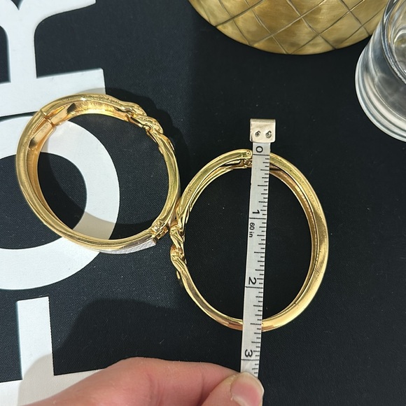 Cache Gold bangles - Picture 9 of 9